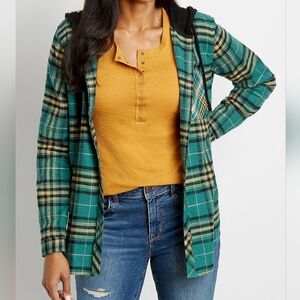 Maurices Green Plaid Tunic Button Down Hooded Flannel Shirt Size: Medium